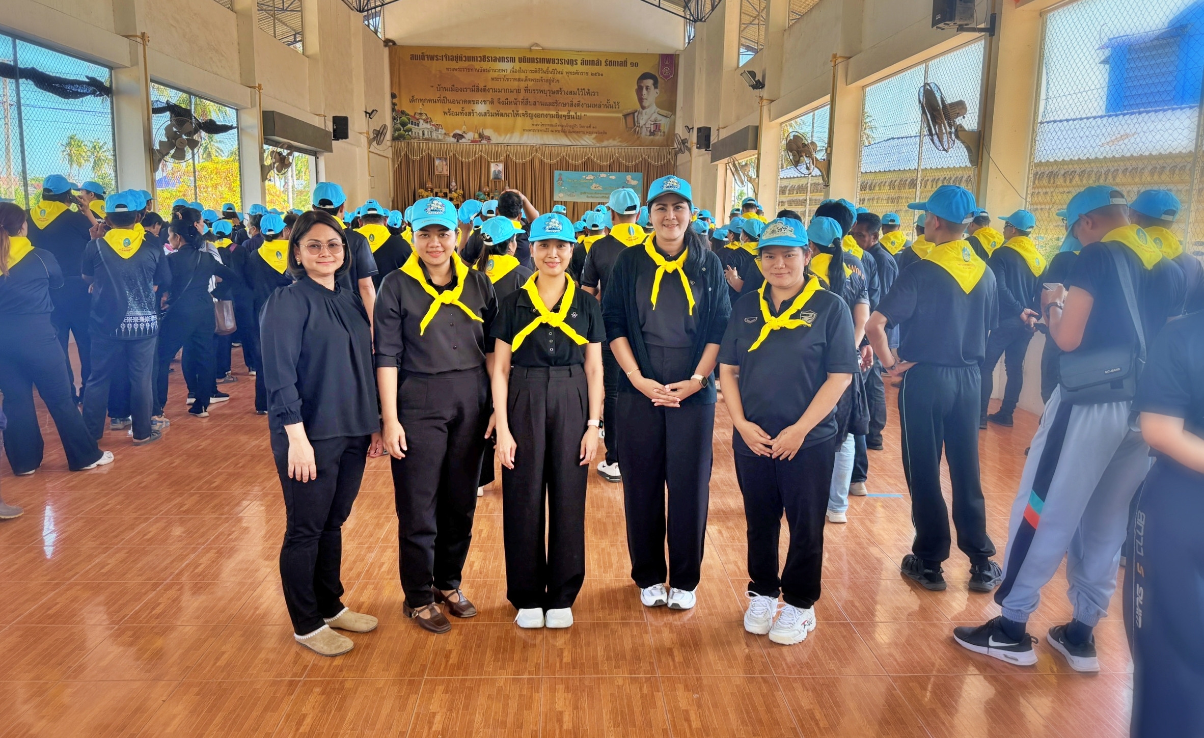 กิจกรรมจิตอาสาพัฒนาปรับปรุงภูมิทัศน์โรงเรียนบ้านคลองวาฬ