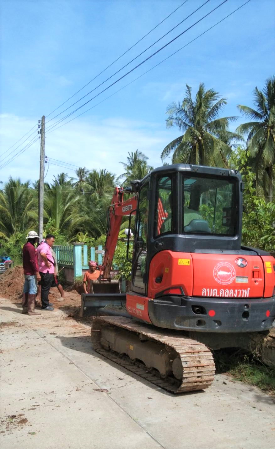 ฝังท่อระบายน้ำในเขตพื้นที่ หมู่ที่ 2 บ้านหนองหิน